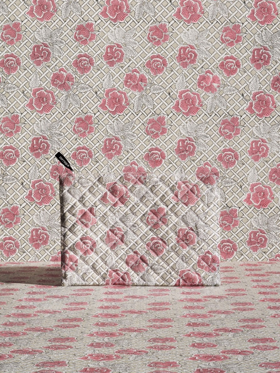 Diptyque Paris Eau Rose Pouch Medium