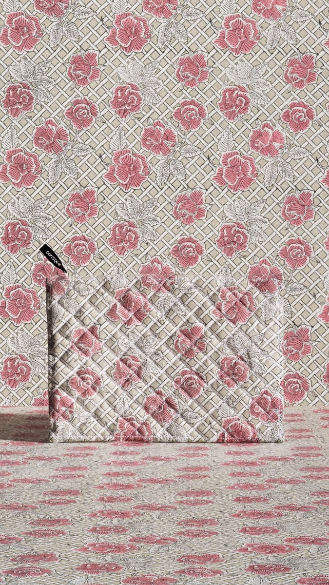 Diptyque Paris Eau Rose Pouch Medium